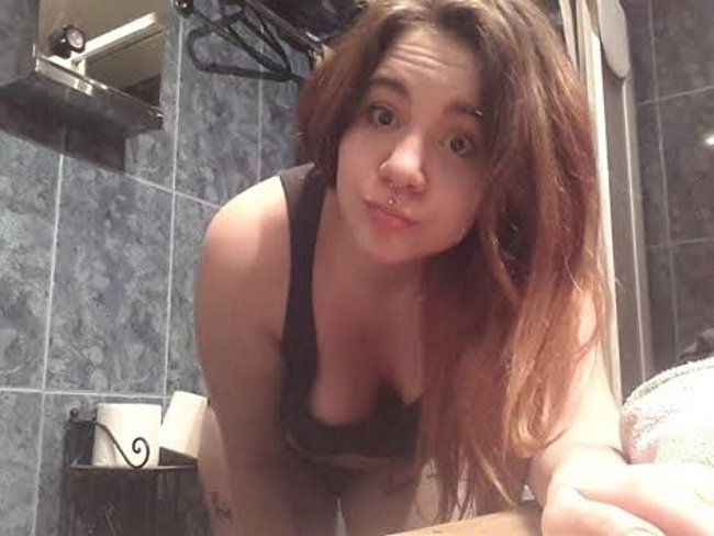 Lady Showcam