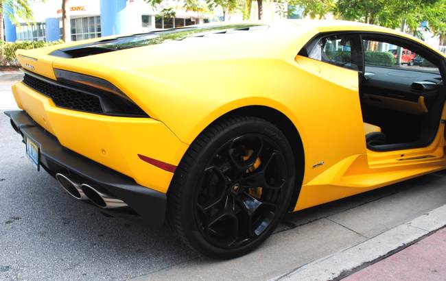 Suhaila Hard Lamborghini