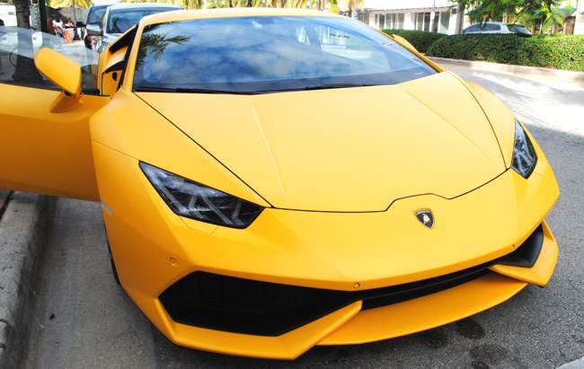 Suhaila Hard Lamborghini
