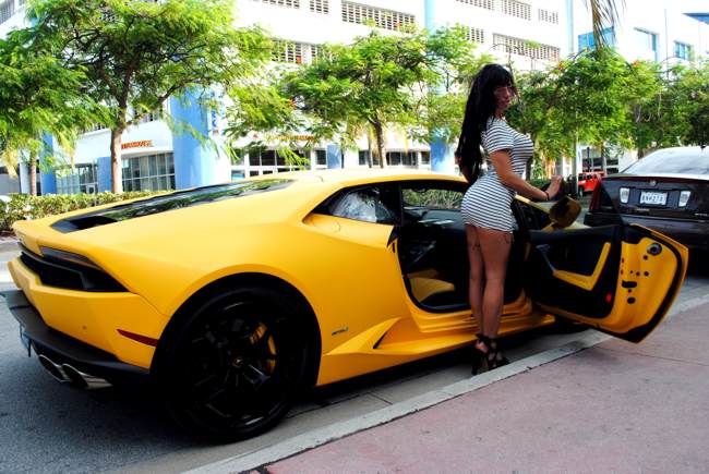 Suhaila Hard Lamborghini